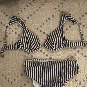 WeWoreWhat Allie top size small, stripes